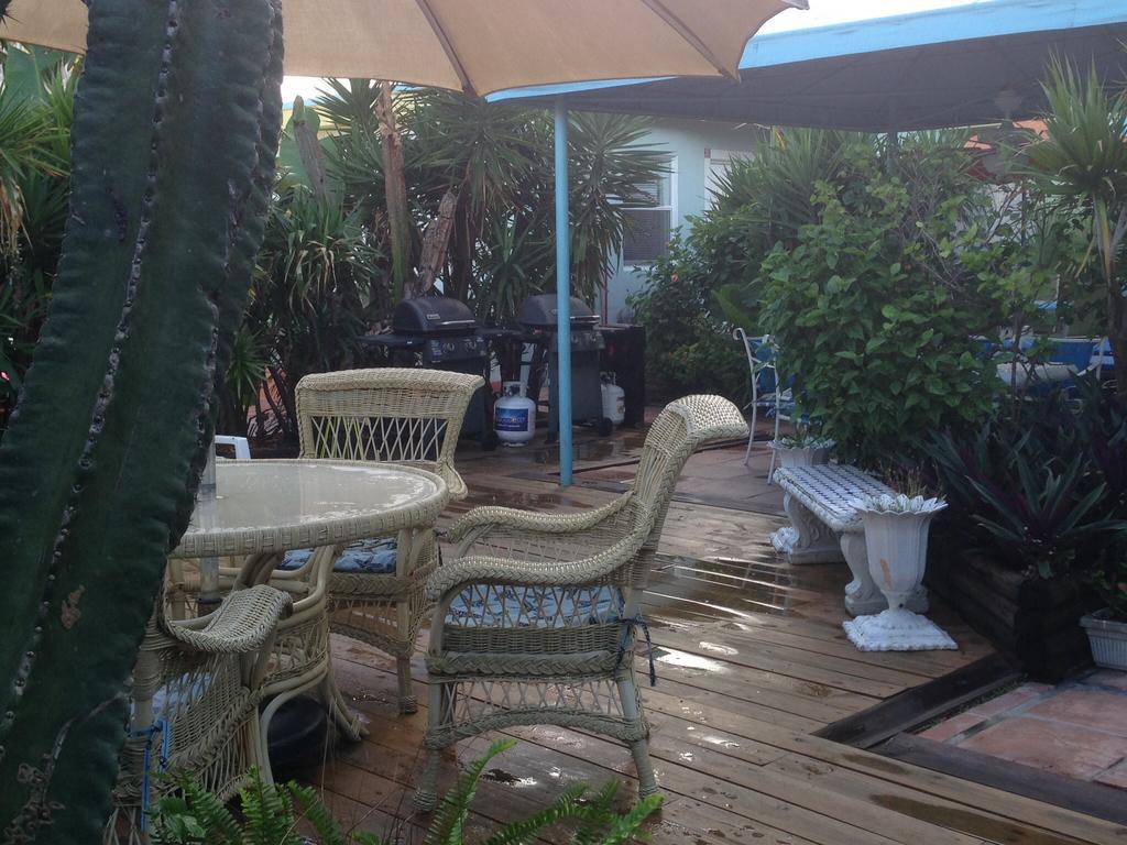 Angelfish Inn Hollywood Exterior foto